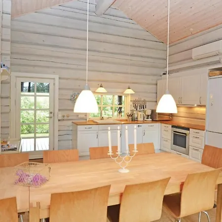 Lovely In Vaeggerlose With Kitchen *