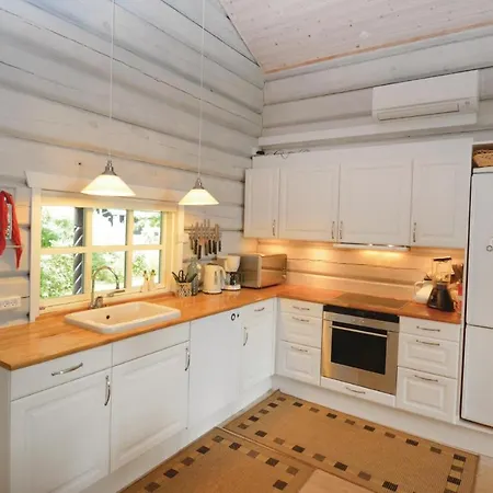 Casa de Férias Lovely In Vaeggerlose With Kitchen *